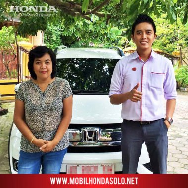 Konsumen Honda BRV Solo